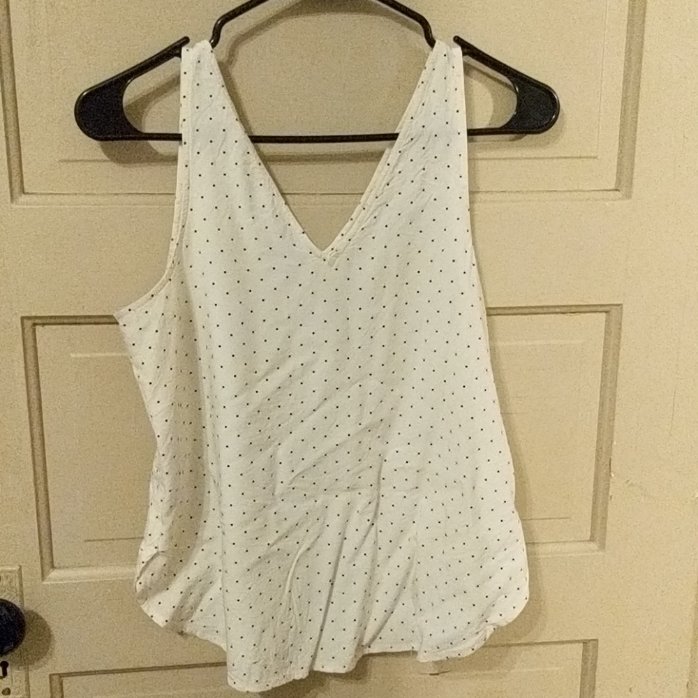 Whit polka dot tank top